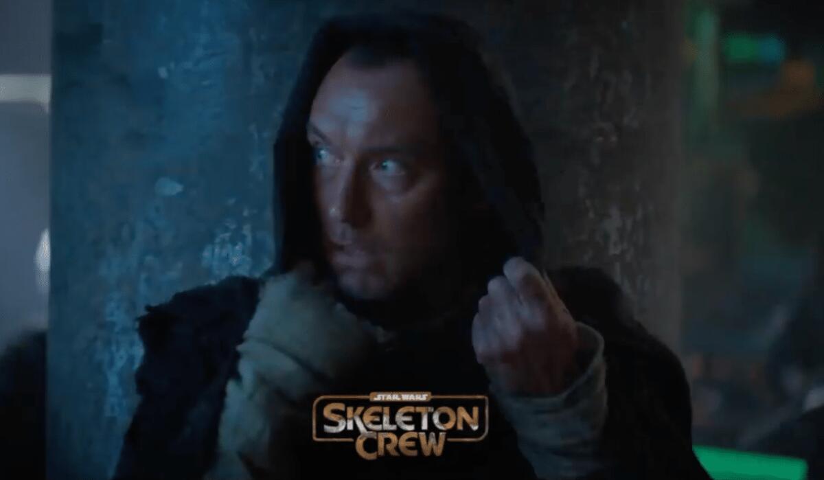 Skeleton Crew: ecco il periodo d'uscita della serie - Jude Law in Skeleton Crew