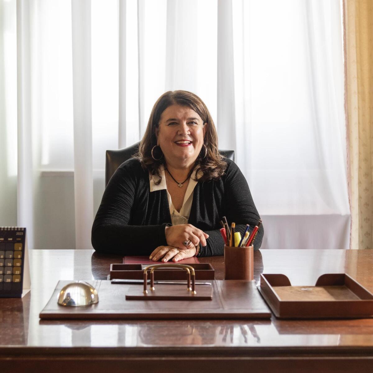Incontro a Palazzo di Città con i gruppi interessati? Le ultime - Immagine in evidenza: la Sindaca di Foggia, Maria Aida Episcopo - crediti foto: pagina ufficiale Facebook Episcopo Sindaca