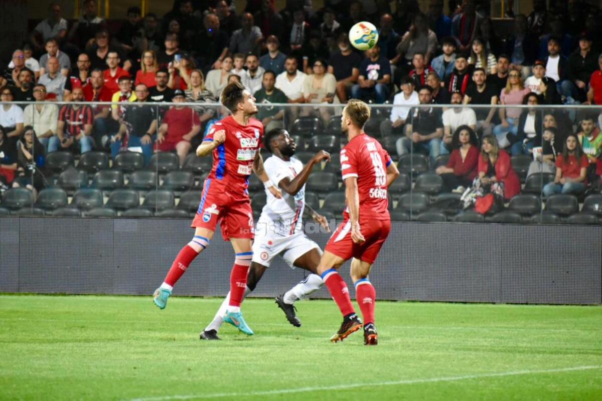 Quali sono le favorite a vincere i playoff? - Immagine in evidenza: uno scatto di Foggia-Pescara (playoff Serie C 2022/23) - crediti: foto di Luigia Spinelli (RIPRODUZIONE VIETATA)