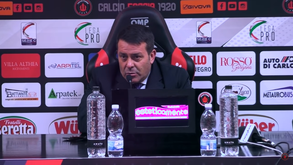 Immagine in evidenza: Nicola Canonico, presidente del Calcio Foggia 1920 - crediti foto: screenshot dalla conferenza stampa post Foggia-Catanzaro (12/04/2022), pubblicata sul canale ufficiale YouTube del Calcio Foggia 1920