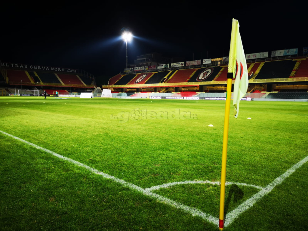 Immagine in evidenza: lo Stadio Pino Zaccheria di Foggia - crediti foto: Mario Mescia/lagoleada.it (RIPRODUZIONE VIETATA)