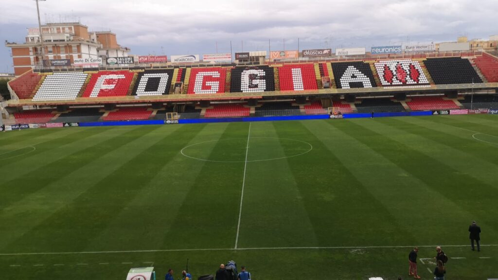 Immagine in evidenza: lo stadio "Pino Zaccheria" di Foggia - crediti: foto di Mario Mescia/lagoleada.it (RIPRODUZIONE VIETATA)
