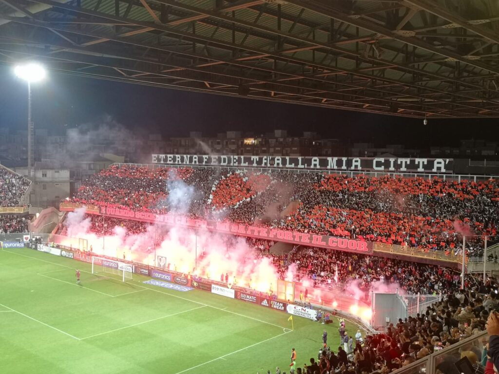 Immagine in evidenza: uno scatto di Foggia-Lecco (andata finale playoff Serie C 2022/23) - crediti: foto di Mario Mescia/lagoleada.it (RIPRODUZIONE RISERVATA)