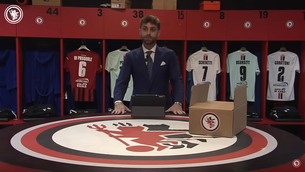 Foggia, E. Canonico: "Tifosi, cercheremo di accontentarvi" - Immagine in evidenza: il vicepresidente del Foggia, Emanuele Canonico - crediti foto: canale ufficiale YouTube Calcio Foggia 1920 (frame da video)