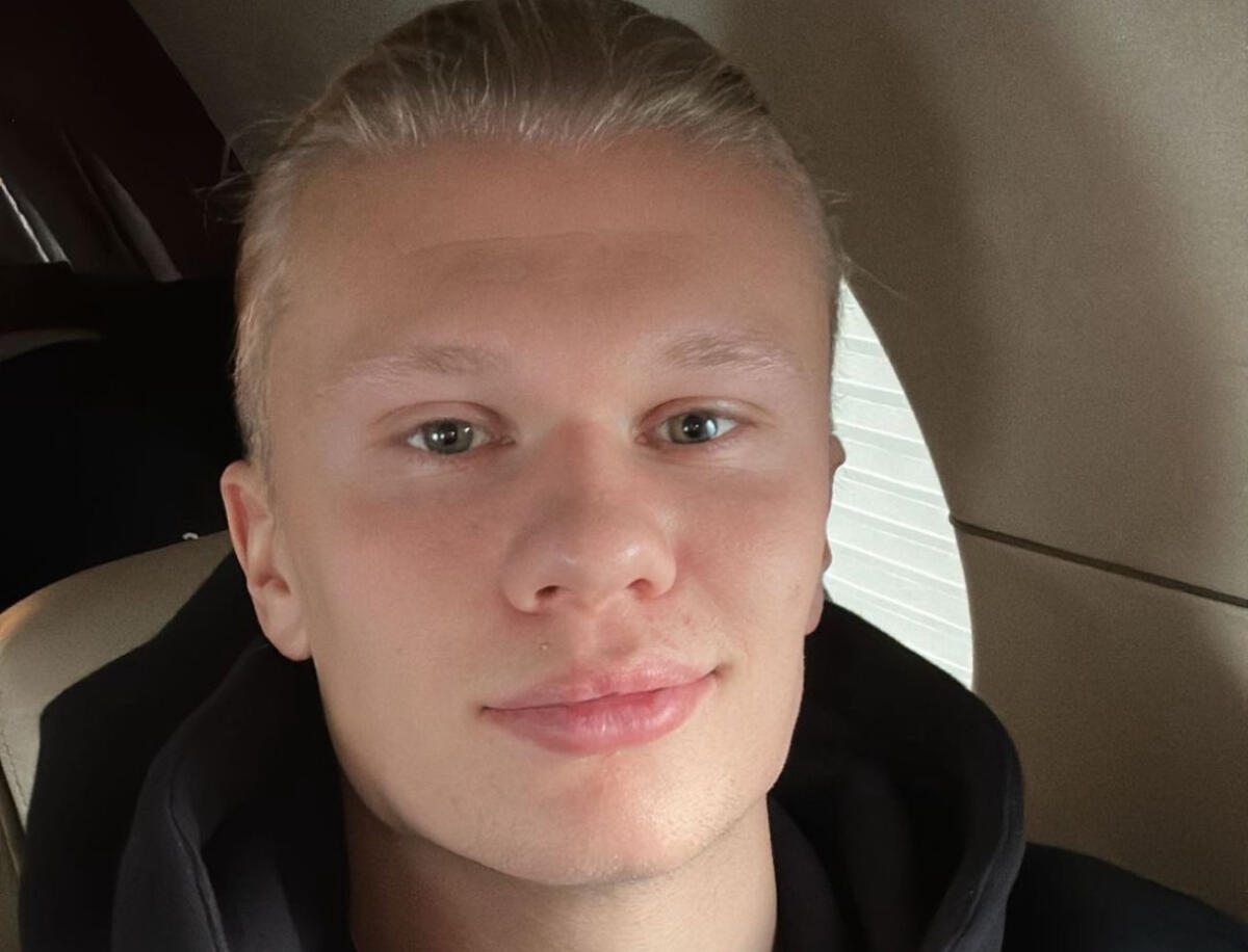 Haaland atterra a Foggia, la foto diventa virale - Erling Haaland, dal suo profilo Instagram