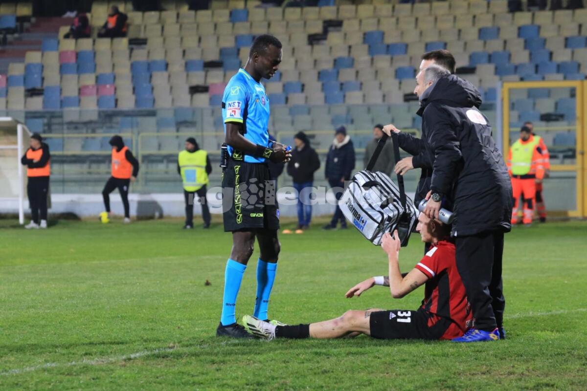 Quali sono le nuove squadre che giocheranno in Serie C? - Immagine in evidenza: uno scatto di Foggia-Catania (Serie C - girone C 2023/24) - crediti: foto su gentile concessione di Monica Carbosiero per lagoleada.it