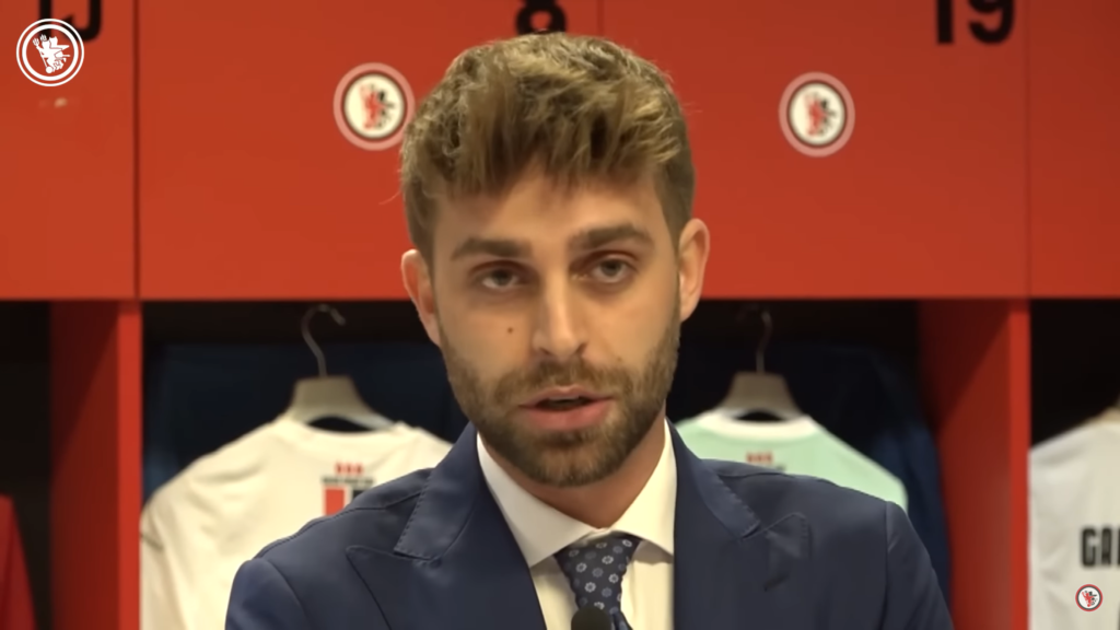 Immagine in evidenza: il vicepresidente del Foggia, Emanuele Canonico - crediti foto: canale ufficiale YouTube Calcio Foggia 1920 (frame da video)