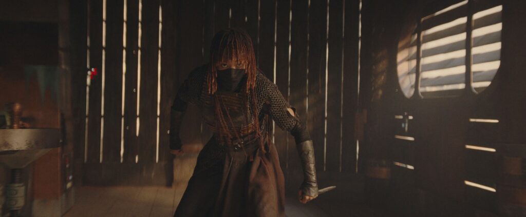 Mae affronta Indara