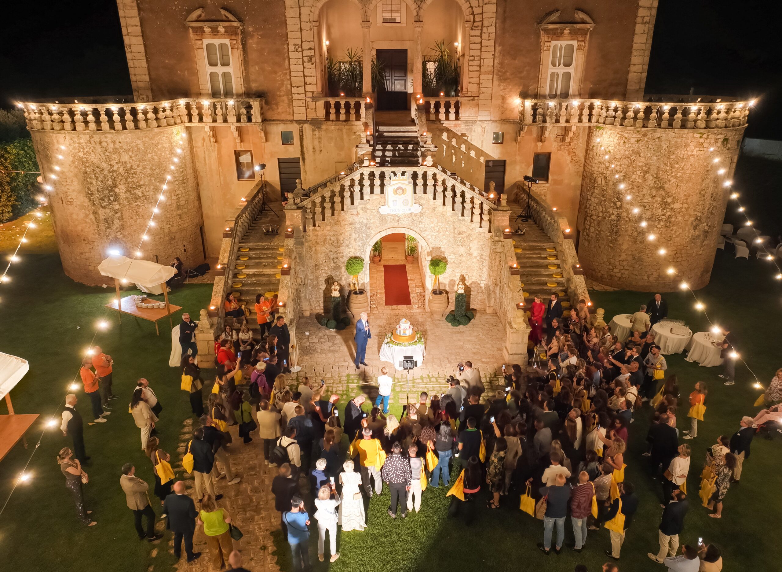 La passione che unisce. "THUN CLUB GARDEN PARTY" nella magia del Castello Marchione di Conversano