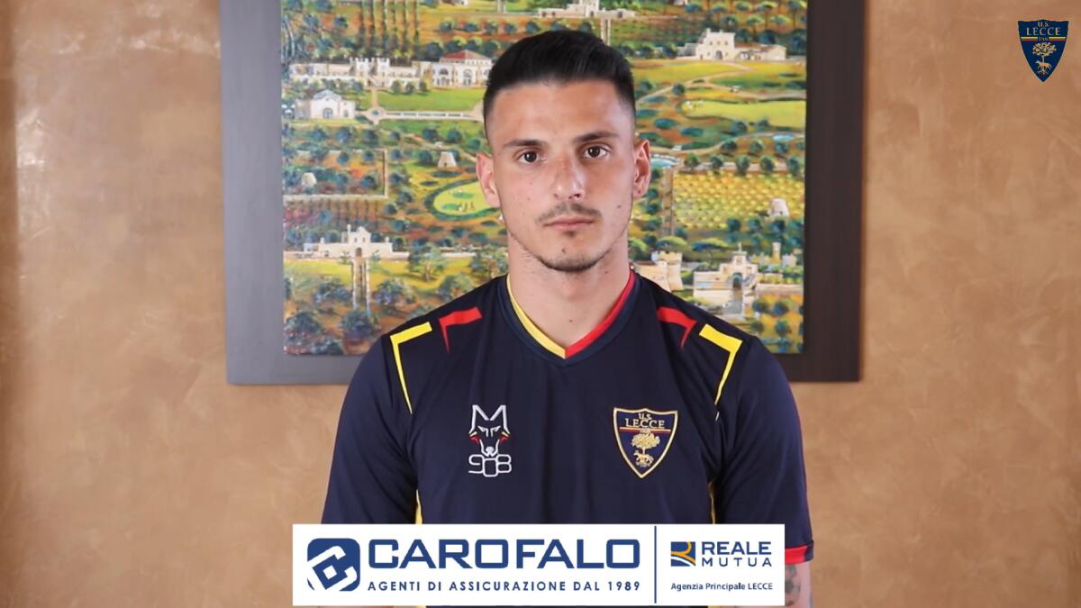 Foggia, l'indiscrezione: proposto l'ex Lecce Falco - Immagine in evidenza: Filippo Falco - crediti foto: canale ufficiale YouTube Lecce Calcio (frame da video)