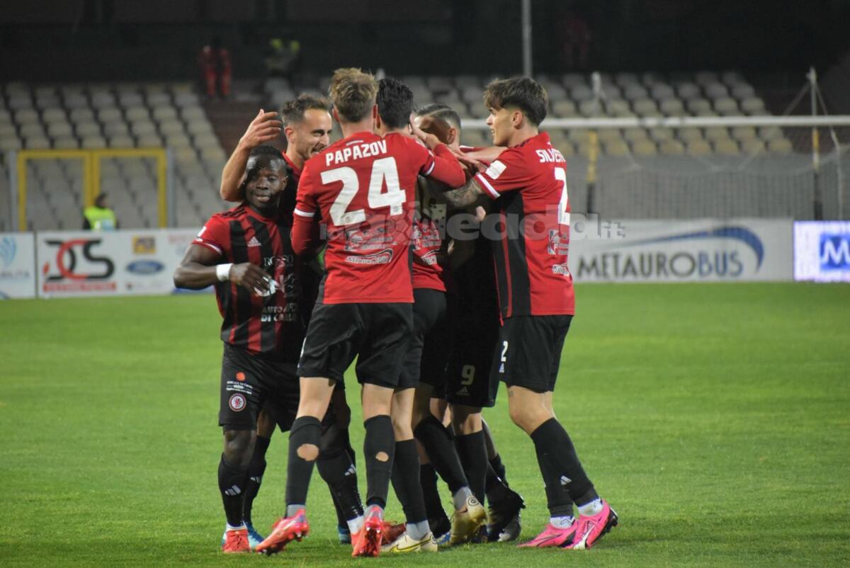 ULTIM'ORA Serie C, ecco quando verrà presentato il calendario - Immagine in evidenza: uno scatto di Foggia-Juve Stabia (Serie C - girone C 2023/24) - crediti: foto di Luigia Spinelli (RIPRODUZIONE VIETATA)