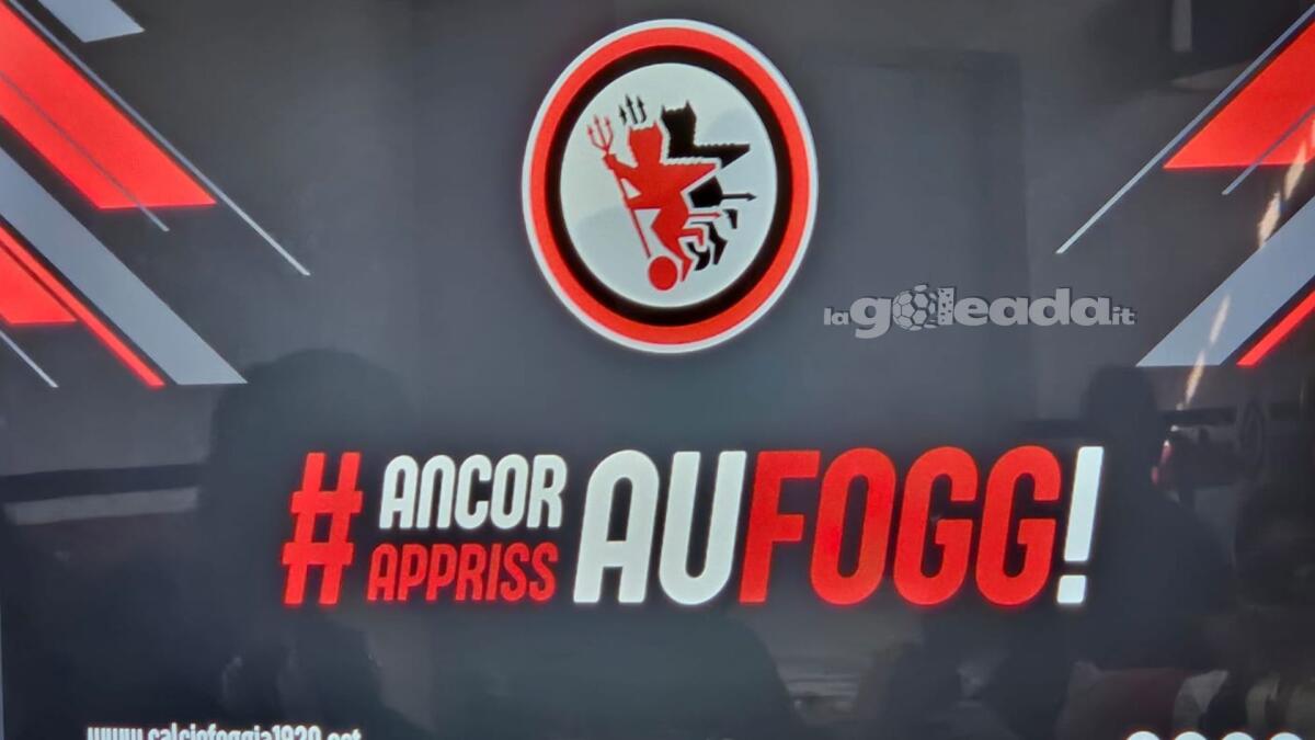 Abbonamenti Foggia: prelazione, vendita libera, tutte le info - Immagine in evidenza: uno scatto dalla presentazione della campagna abbonamenti del Foggia 2024/25 - crediti: foto di Mario Mescia/lagoleada.it (RIPRODUZIONE VIETATA)