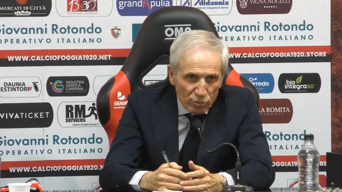 Ex Foggia, UFFICIALE: Peppino Pavone torna in Serie C - Immagine in evidenza: Giuseppe Pavone - crediti foto: screenshot dalla diretta Facebook del Calcio Foggia 1920 della conferenza stampa del 20/07/2021