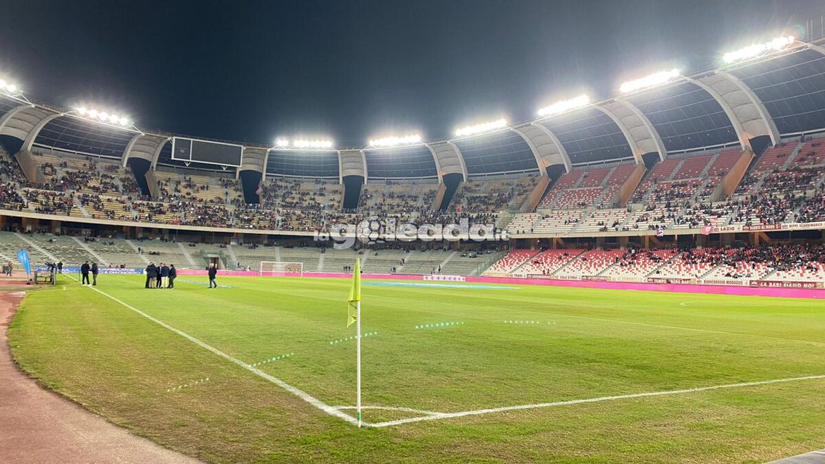 Team Altamura-Foggia, trasferta vietata e Settore Ospiti chiuso - Immagine in evidenza: lo Stadio San Nicola di Bari - crediti: foto di Luigia Spinelli (RIPRODUZIONE VIETATA)