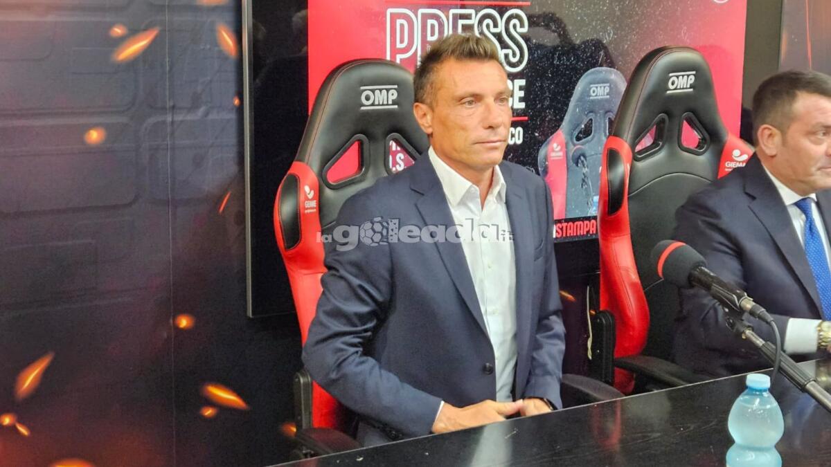 Foggia, Brambilla: "Coppa importante. Teniamo a fare bene" - Immagine in evidenza: uno scatto dalla conferenza di Canonico, Brambilla e Roma - crediti: foto di Mario Mescia per lagoleada.it (RIPRODUZIONE VIETATA)