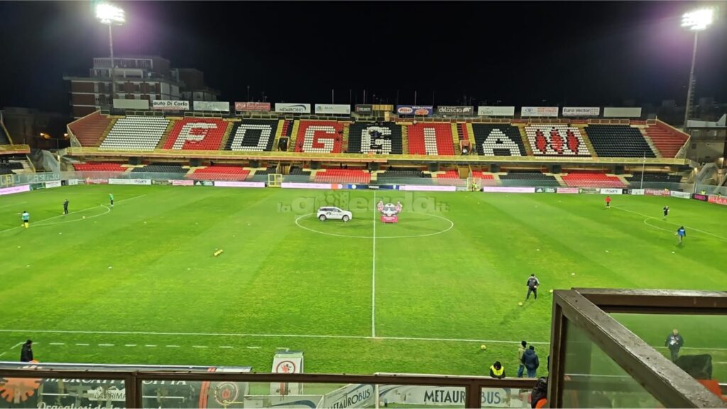 Immagine in evidenza: lo stadio "Pino Zaccheria" di Foggia - crediti: foto di Mario Mescia/lagoleada.it (RIPRODUZIONE VIETATA)