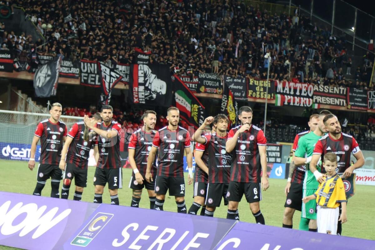 Avellino-Foggia, ballottaggio in difesa? Le scelte di Capuano - Immagine in evidenza: uno scatto di Foggia-Giugliano (Serie C - girone C 2024/25) - crediti: foto di Monica Carbosiero (RIPRODUZIONE VIETATA)