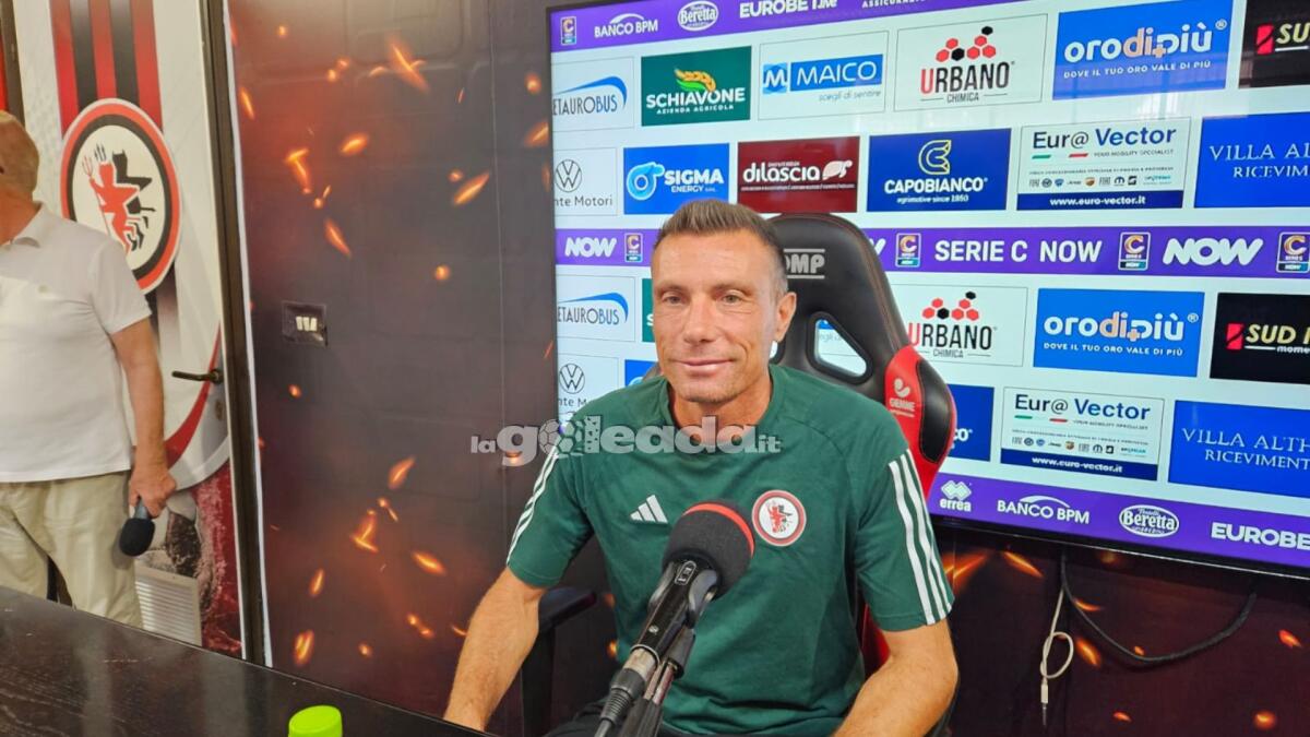 Foggia, i convocati da mister Brambilla per il Giugliano - Immagine in evidenza: mister Massimo Brambilla - crediti: foto di Mario Mescia/lagoleada.it (RIPRODUZIONE VIETATA)