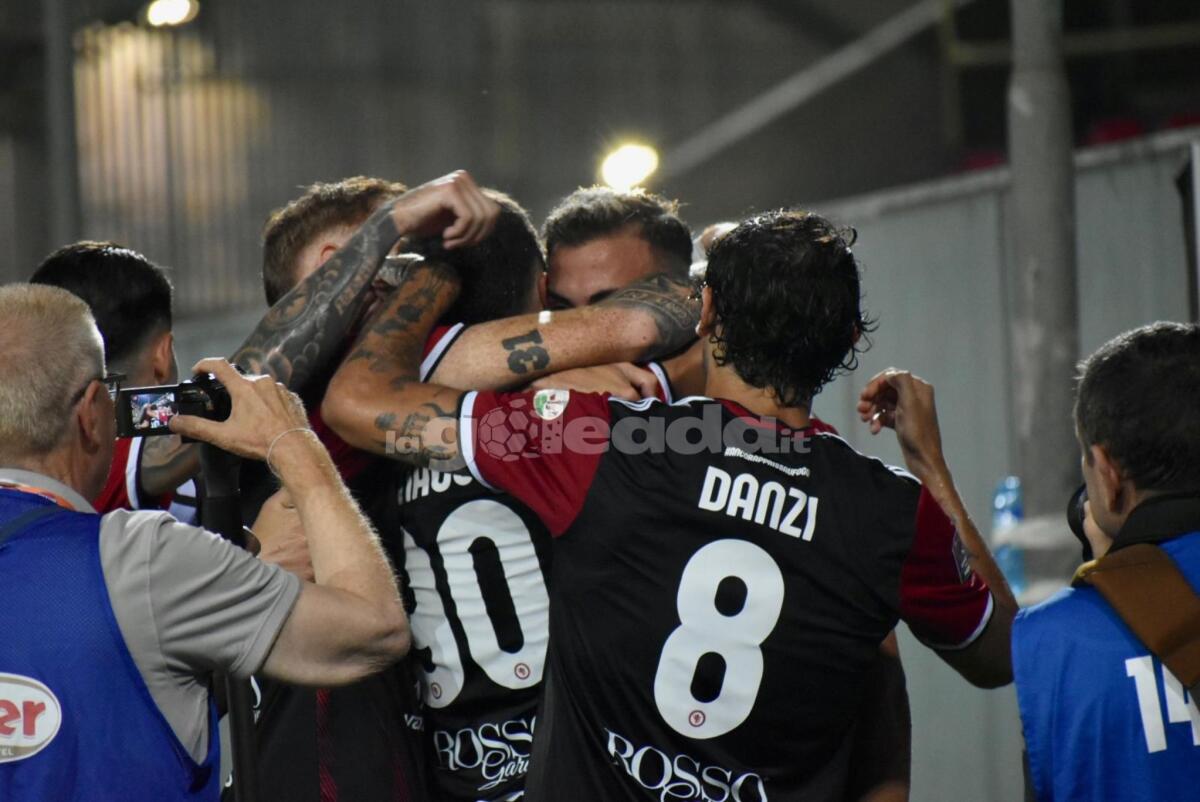 La classifica marcatori dopo 8 giornate, un rossonero in top 3 - Immagine in evidenza: uno scatto di Foggia-Trapani (Serie C - girone C 2024/25) - crediti: foto di Luigia Spinelli/lagoleada.it (RIPRODUZIONE VIETATA)