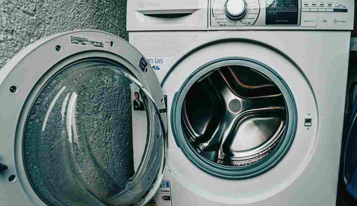 Troppi consumi in bolletta? Colpa di come usi gli elettrodomestici | Usa così la tua lavatrice per risparmiare - Non usare questo programma nella tua lavatrice(Pixabay FOTO) - www.findbest.it
