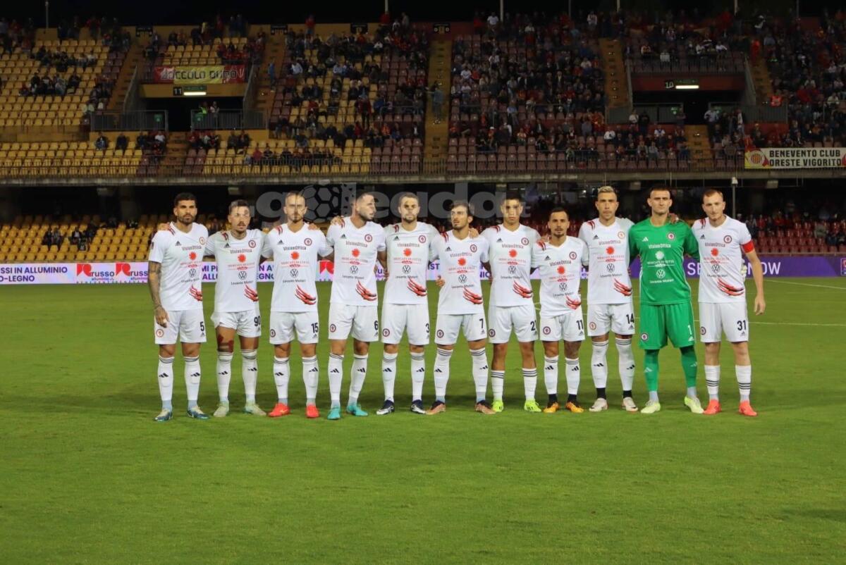 Dove vedere Foggia-Taranto? Ecco il canale - Immagine in evidenza: uno scatto di Benevento-Foggia (Serie C - girone C 2024/25) - crediti: foto di Luigia Spinelli (RIPRODUZIONE VIETATA)