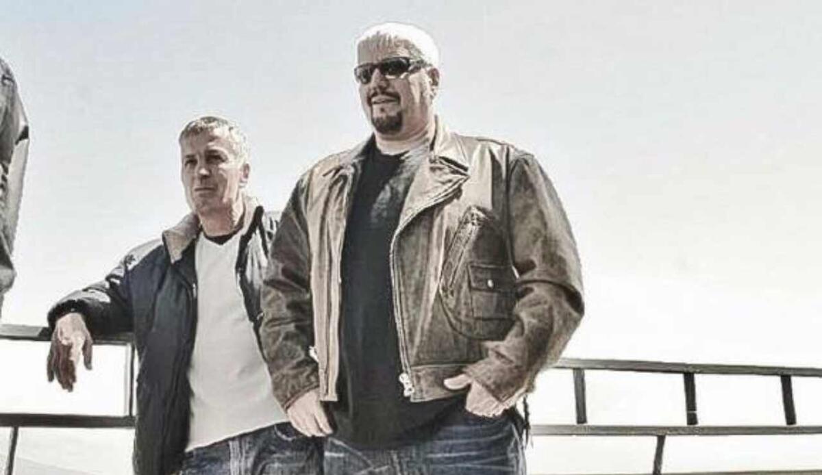 Il fratello di Pino Daniele è morto: 'O Giò aveva 66 anni - Carmine e Pino Daniele (Facebook, Carmine Daniele FOTO) - www.notiziesecche.it
