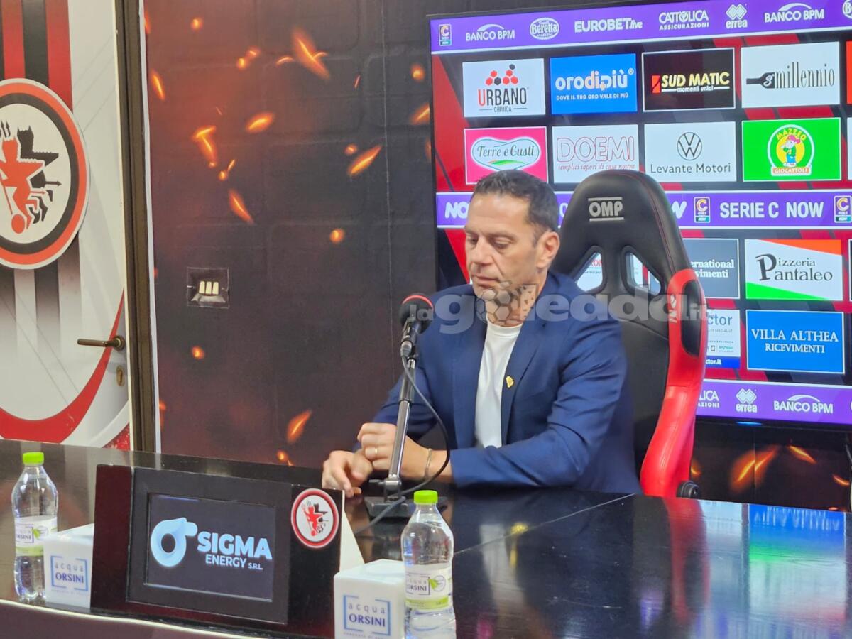 Foggia, Zauri: "Orgoglioso di questi ragazzi, dobbiamo avere più..." - Immagine in evidenza: mister Luciano Zauri - crediti: foto di Mario Mescia/lagoleada.it (RIPRODUZIONE VIETATA)