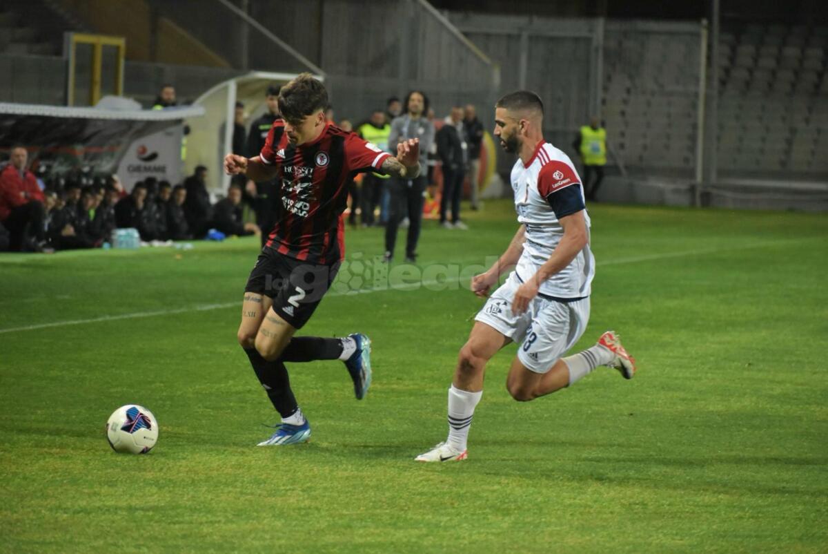Dove vedere Foggia-Casertana? Ecco il canale - Immagine in evidenza: uno scatto di Foggia-Casertana (Serie C - girone C 2023/24) - crediti: foto di Luigia Spinelli (RIPRODUZIONE VIETATA)