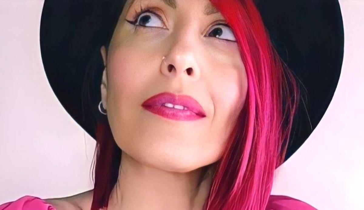 “Distanti” | Ecco il nuovo singolo della cantautrice Diorhà - 