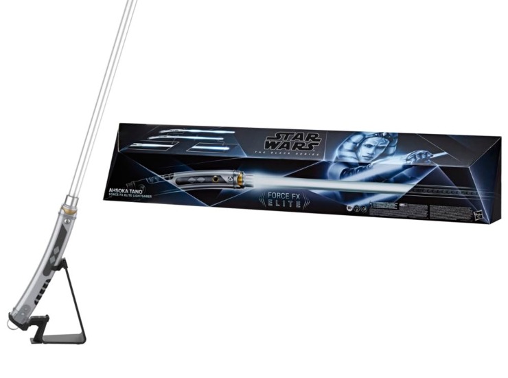 Force FX Elite di Ahsoka (Hasbro foto) - www.insolenzadir2d2.it