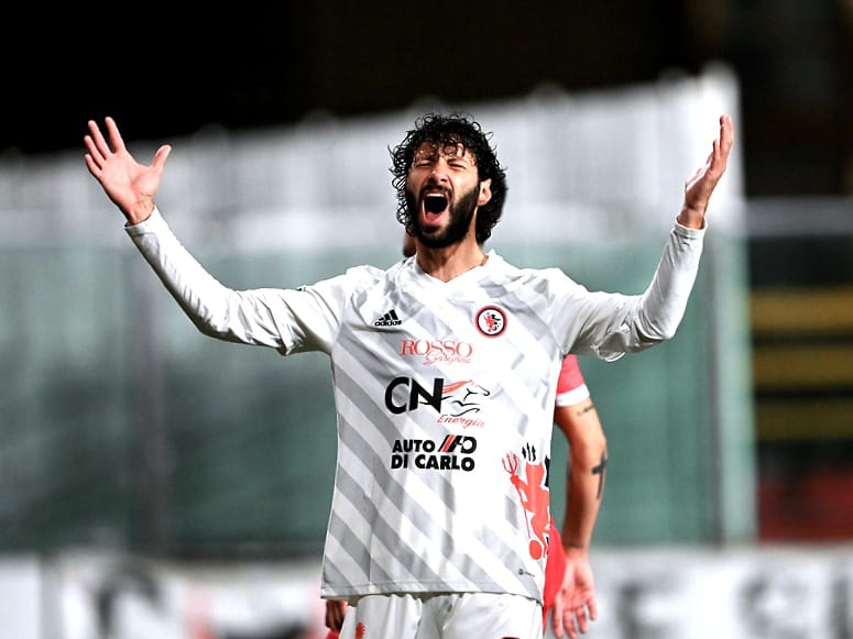 Immagine in evidenza: uno scatto di Turris-Foggia (Serie C - girone C 2023/24) - crediti: foto di Antonellis-Varo/Calcio Foggia 1920