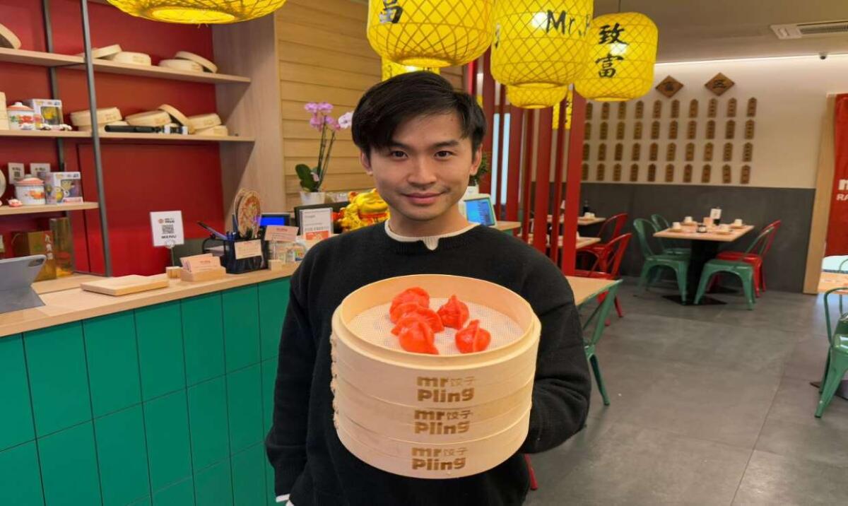 Boom. MR. Pling - Tiktoker apre la sua prima ravioleria nella Città Eterna - Boom. MR. Pling - Tiktoker apre la sua prima ravioleria nella Città Eterna