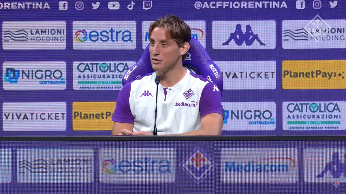 Il comunicato della Fiorentina sulle condizioni di Bove - Immagine in evidenza: Edoardo Bove - crediti foto: canale ufficiale YouTube Fiorentina (frame da video)