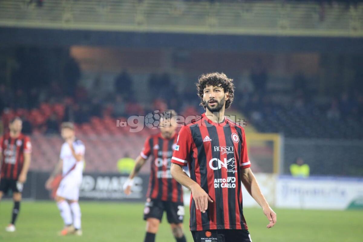 Team Altamura, per l'attacco suggestione Santaniello - Immagine in evidenza: uno scatto di Foggia-Catania (Serie C - girone C 2023/24) - crediti: foto su gentile concessione di Monica Carbosiero per lagoleada.it