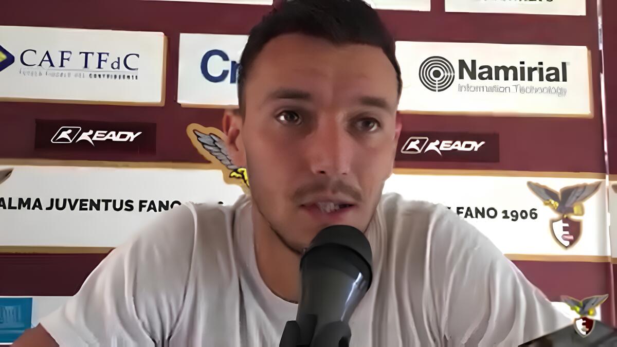 Calciomercato, il Foggia su Baldini? Ma l'attaccante... - Immagine in evidenza: Enrico Baldini - crediti foto: pagina ufficiale Facebook Alma Juventus Fano (frame da video)