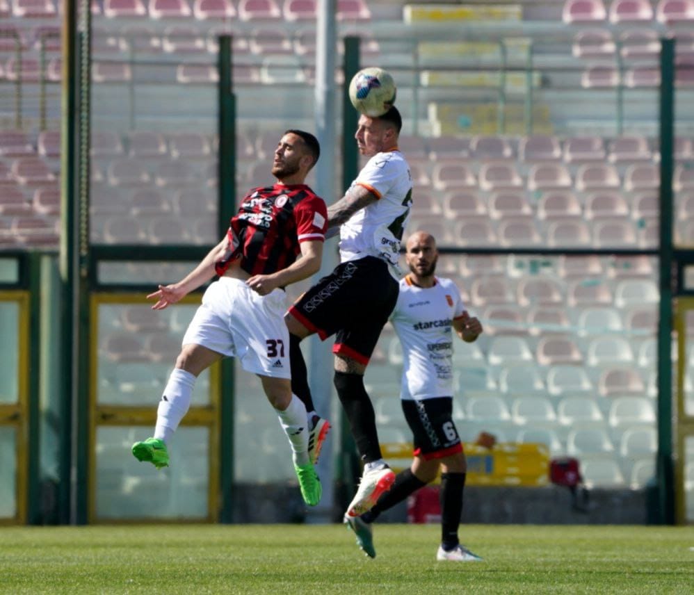 Immagine in evidenza: uno scatto di ACR Messina-Foggia (Serie C - girone C 2023/24) - crediti: foto di Calcio Foggia 1920/Federico Antonellis