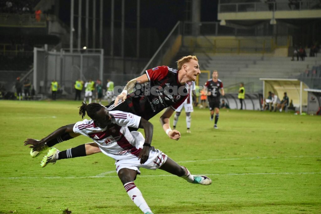 Immagine in evidenza: uno scatto di Foggia-Trapani (Serie C - girone C 2024/25) - crediti: foto di Luigia Spinelli/lagoleada.it (RIPRODUZIONE VIETATA)