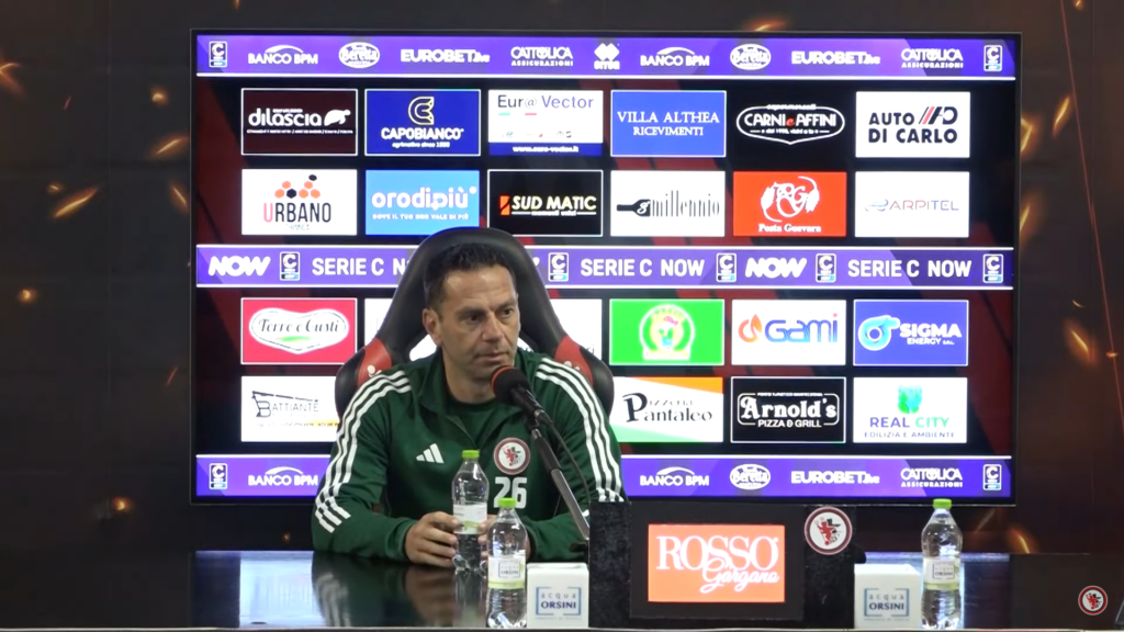 Immagine in evidenza: mister Luciano Zauri - crediti foto: canale ufficiale YouTube Calcio Foggia 1920 (frame da video)