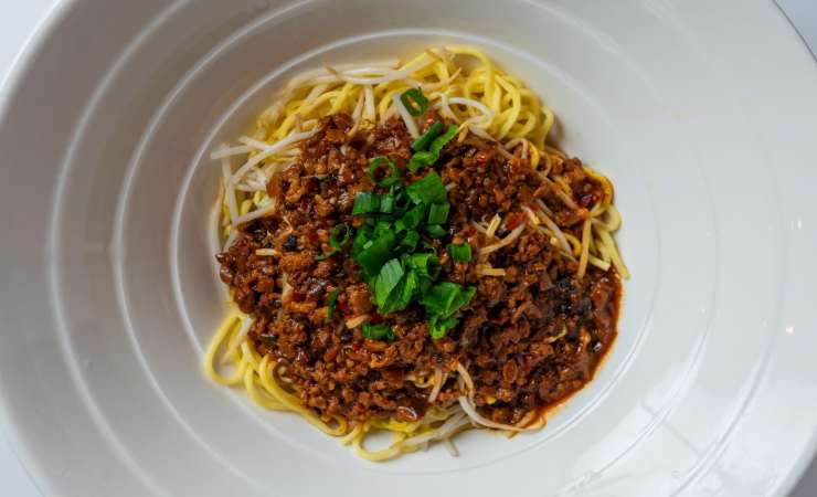 Boom. MR. Pling - Tiktoker apre la sua prima ravioleria nella Città Eterna