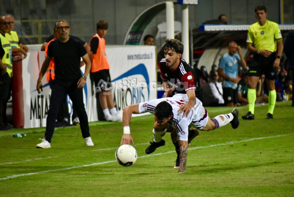 Immagine in evidenza: uno scatto di Foggia-Trapani (Serie C - girone C 2024/25) - crediti: foto di Luigia Spinelli/lagoleada.it (RIPRODUZIONE VIETATA)