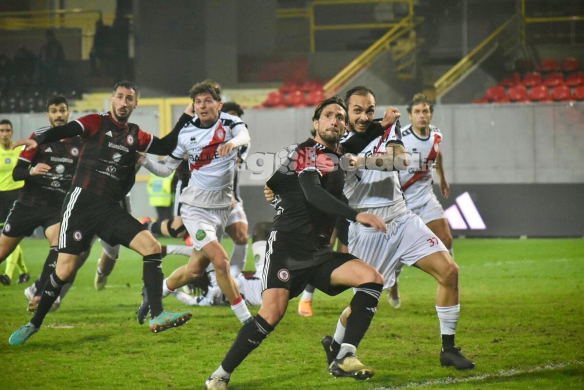 Calciomercato Serie C, le ufficialità di oggi, lunedì 20 gennaio - Immagine in evidenza: uno scatto di Foggia-Team Altamura (Serie C - girone C 2024/25) - crediti: foto di Luigia Spinelli/lagoleada.it (RIPRODUZIONE VIETATA)