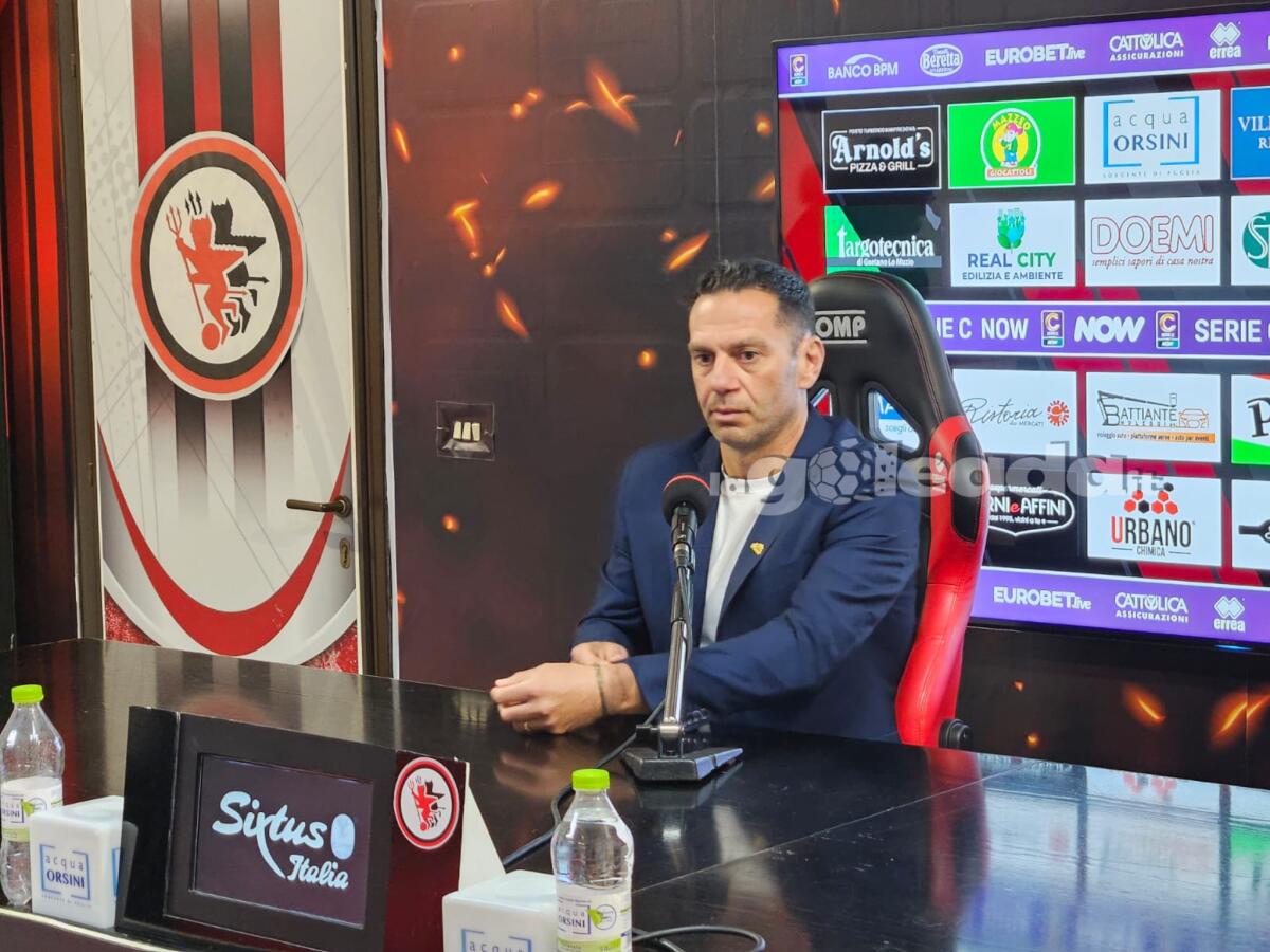 Foggia, Zauri: "Risultato bugiardo. Mercato? Servono..." - Immagine in evidenza: mister Luciano Zauri - crediti: foto di Mario Mescia/lagoleada.it (RIPRODUZIONE VIETATA)