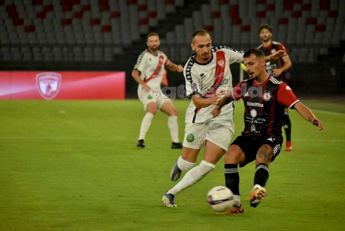Foggia-Altamura, costo del biglietto e dove comprarlo - Immagine in evidenza: uno scatto di Team Altamura-Foggia (Serie C - girone C 2024/25) - crediti: foto di Luigia Spinelli/lagoleada.it (RIPRODUZIONE VIETATA)
