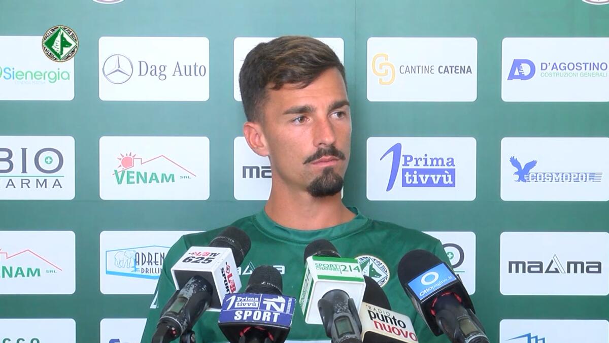 Calciomercato Foggia, piace Daniele Franco: ecco chi è - Daniele Franco, screenshot da conferenza stampa canale Youtube U.S. Avellino 1912