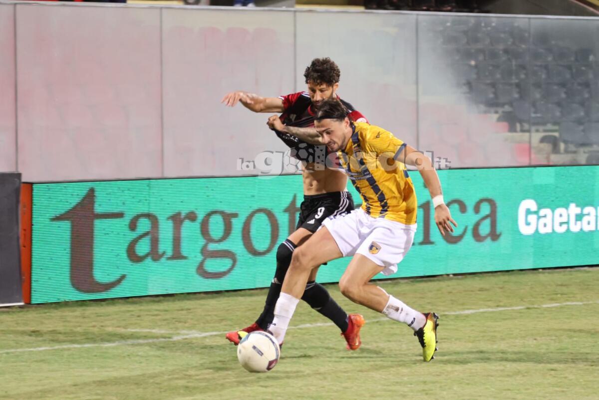 Dove vedere Giugliano-Foggia? Ecco il canale - Immagine in evidenza: uno scatto di Foggia-Giugliano (Serie C - girone C 2024/25) - crediti: foto di Monica Carbosiero (RIPRODUZIONE VIETATA)