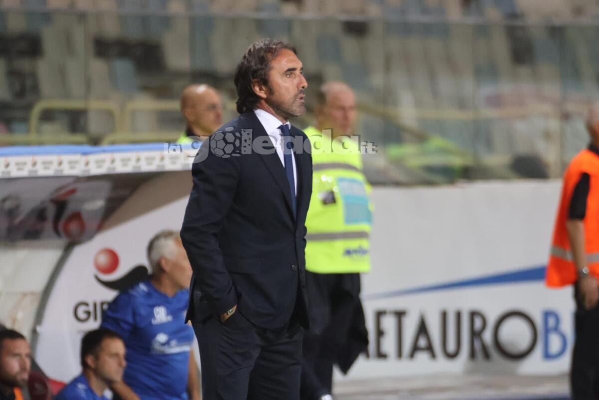 Giugliano, Bertotto: "Vittoria che ci voleva. Non ci poniamo limiti" - Immagine in evidenza: uno scatto di Foggia-Giugliano (Serie C - girone C 2024/25) - crediti: foto di Monica Carbosiero (RIPRODUZIONE VIETATA)