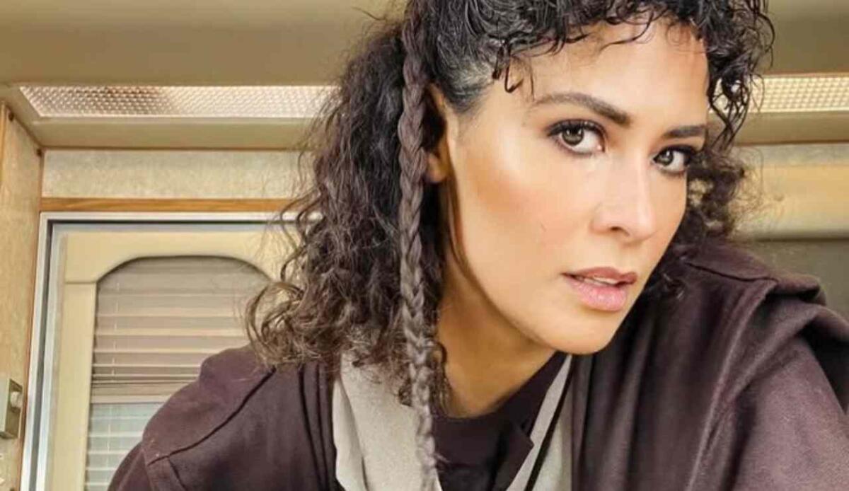 Skeleton Crew: l'attrice Yasmine Al Massri rivela di aver interpretato la Maestra jedi di Jod in una scena tagliata - L'attrice Yasmine Al Massri con abiti jedi (jazmasri instagram screenshot) - www.insolenzadir2d2.it