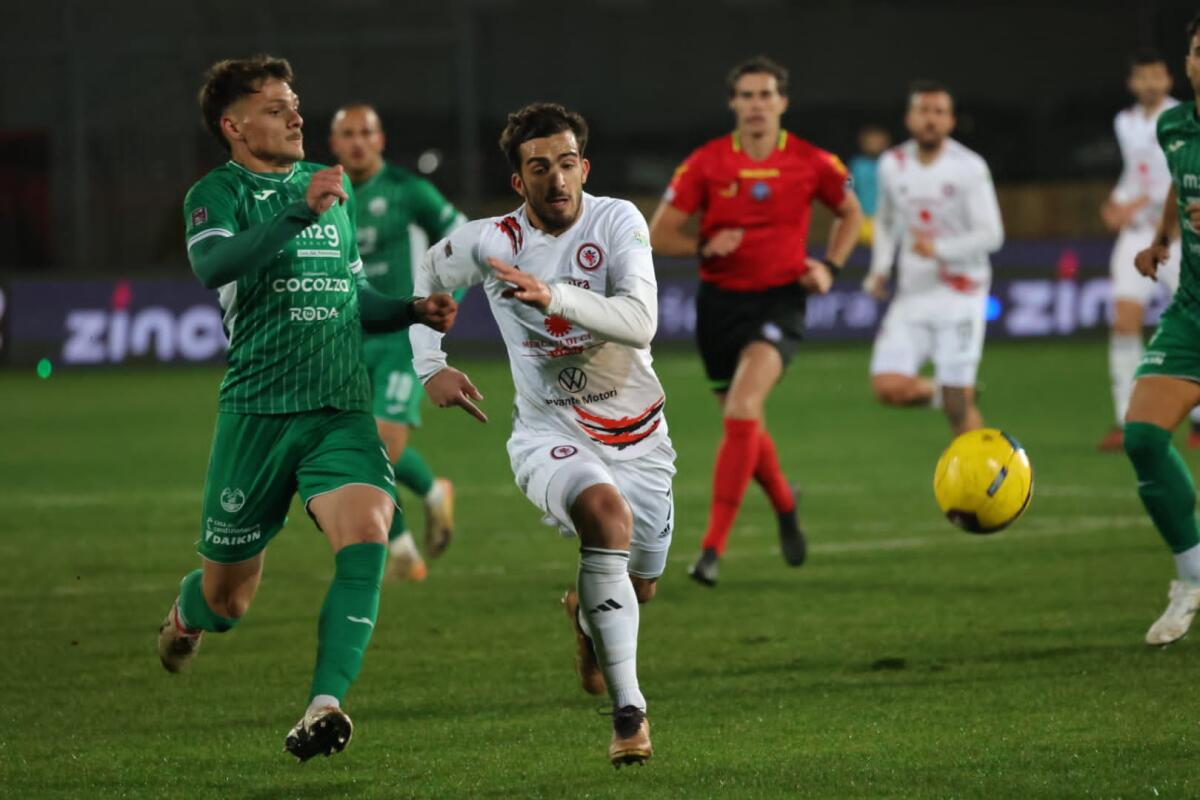 Le pagelle di Monopoli-Foggia - Immagine in evidenza: uno scatto di Monopoli-Foggia (Serie C - girone C 2024/25) - crediti: foto di Federico Antonellis/Calcio Foggia 1920