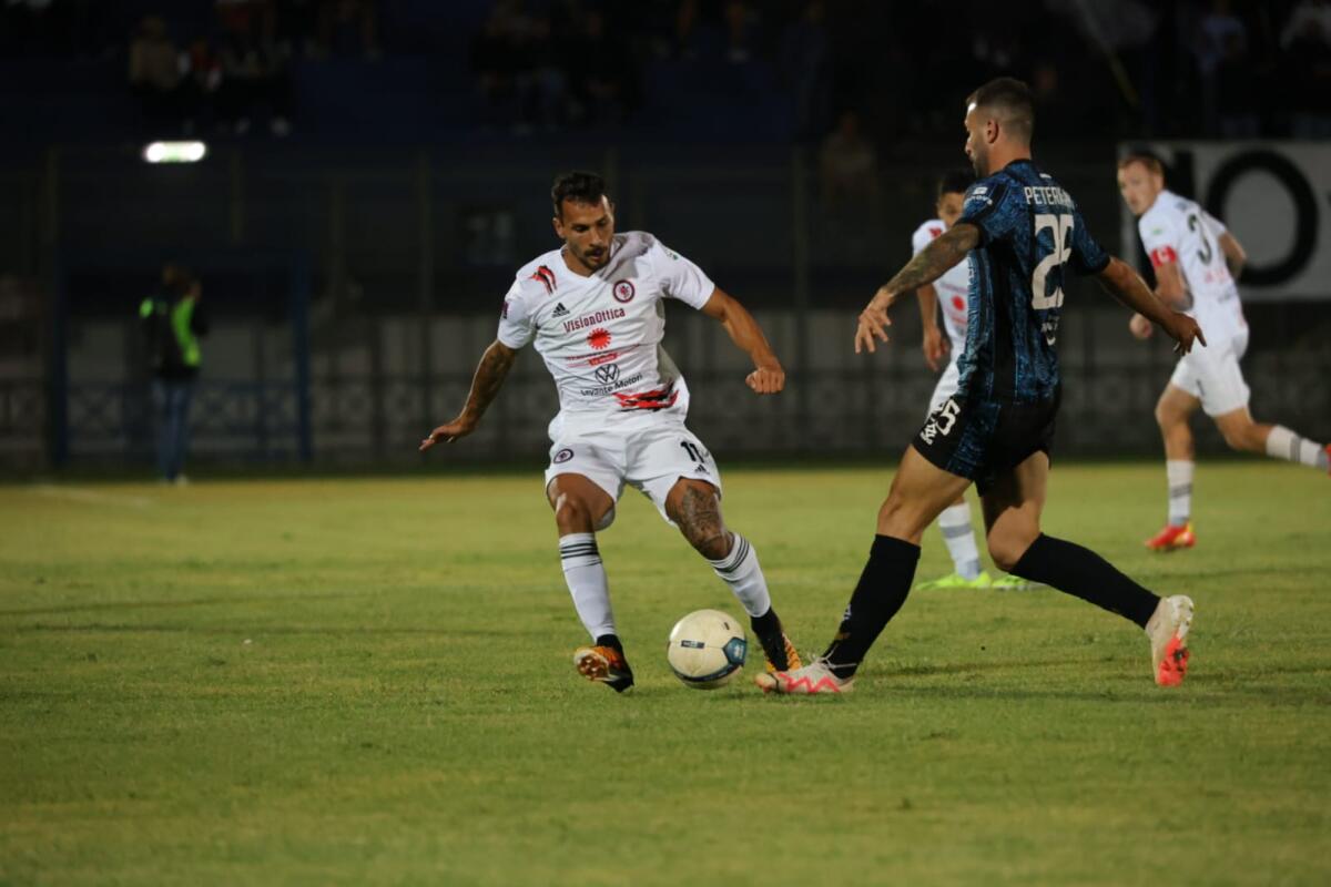 Foggia-Latina, tutte le info utili sui biglietti - Immagine in evidenza: uno scatto di Latina-Foggia (Serie C - girone C 2024/25) - crediti: foto di Federico Antonellis/Calcio Foggia 1920