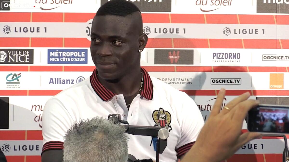 Calciomercato Serie C, i principali rumors del 20 gennaio - Immagine in evidenza: Mario Balotelli - crediti foto: canale ufficiale YouTube Nizza Calcio (frame da video)